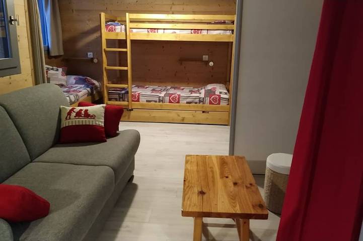 Gîte pour 8 personnes, avec balcon dans Station De Montalbert - 2