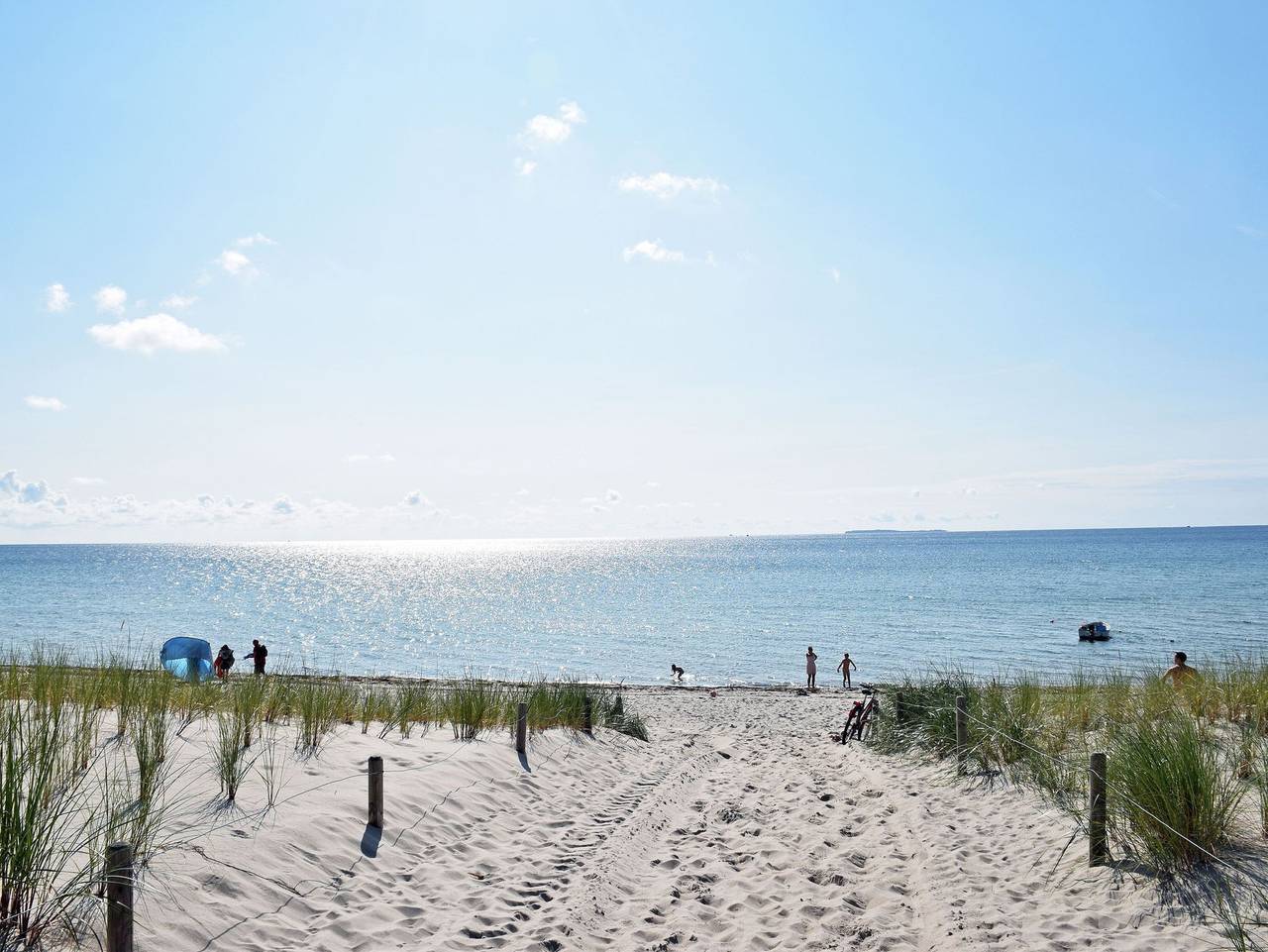 Ganze Ferienwohnung, Ferienwohnungen Sellin mit Seeblick - Ferienwohnung blau (mit Seeblick) in Selliner See, Sellin