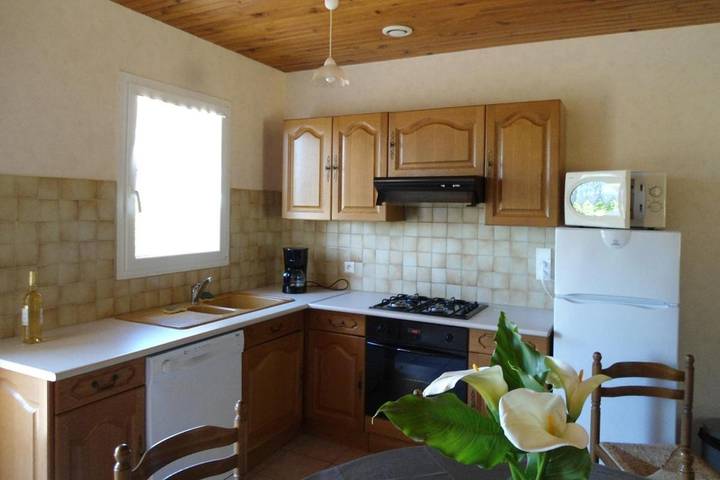 Location de vacances pour 4 personnes, avec jardin à Paulin - 2