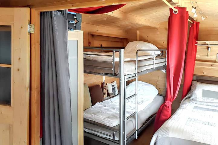 Gîte pour 6 personnes, avec terrasse et jardin, animaux acceptés à Molinot - 4