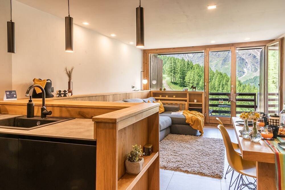 Entire apartment, Circus View - Ski-in/Ski-out | Breuil-Cervinia in Cervinia Cielo Alto, Valtournenche