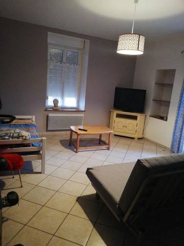 Gîte pour 6 personnes, avec jardin et vue dans Spincourt