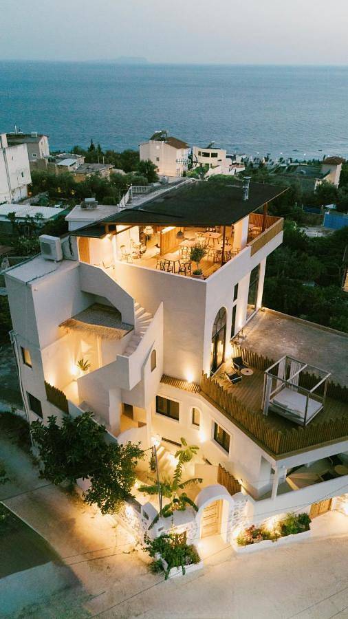 Maison d’hôte pour 2 personnes, avec vue ainsi que terrasse et jardin