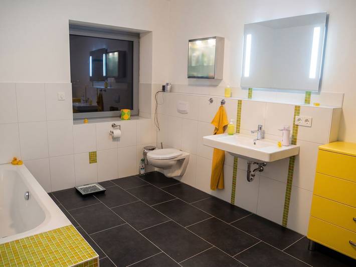 Ganze Wohnung, Landglück – Ferienhaus mit Terrasse, Garten und Platz für bis zu 9 Gäste in Oesterdeichstrich, Dithmarschen