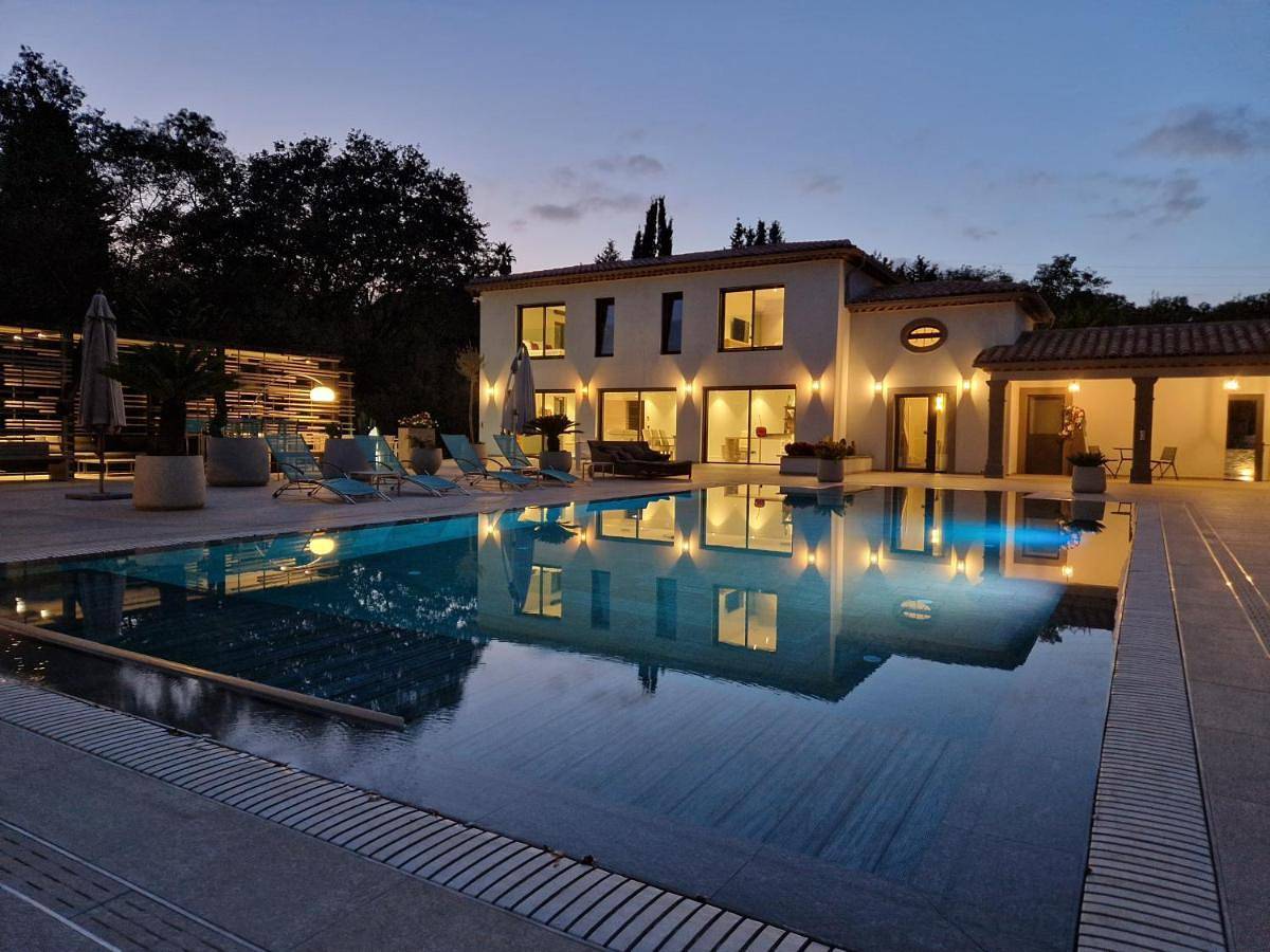 Luxury Zen in Châteauneuf-Grasse, Côte méditerranéenne (France)