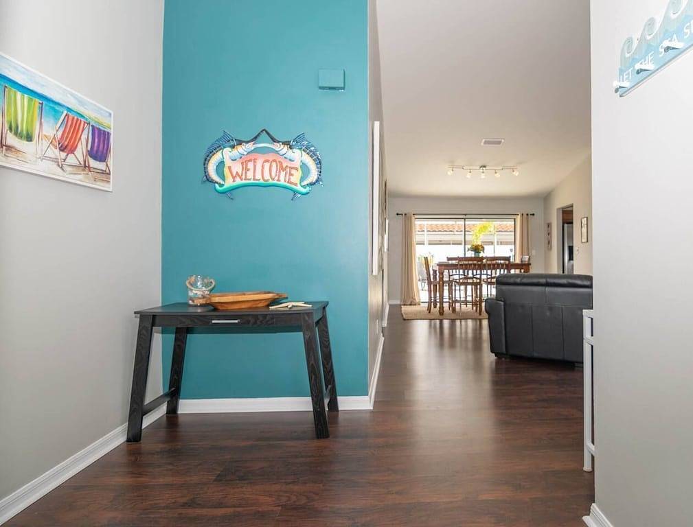 *Beachy Keen -Spend Your Vacation in Paradise at this Pet Friendly Single Family Heated Pool Home - 3 Miles to the Beach!* in Bonita Springs, Southwest Florida