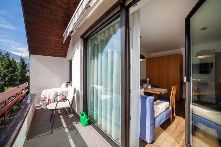 Ferienwohnung für 2 Personen, mit Balkon und Garten in Partschins - 2