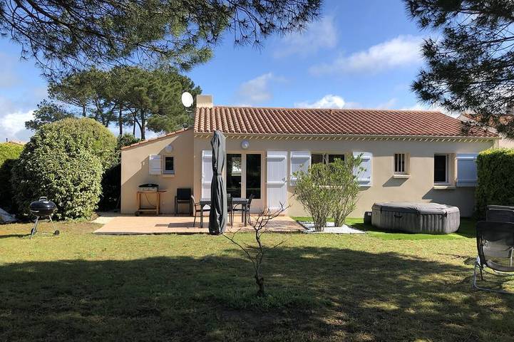 Maison de vacances pour 4 personnes, avec jardin ainsi que jacuzzi et terrasse - 1