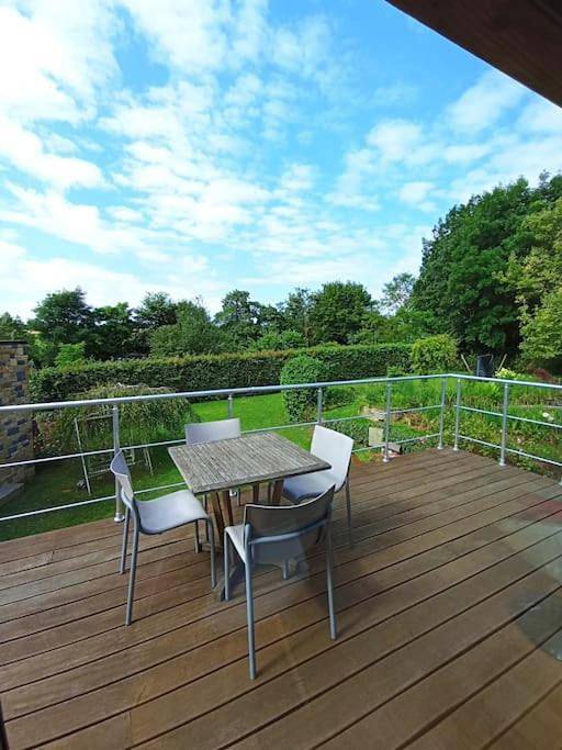 Gîte pour 2 personnes, avec terrasse à Assesse