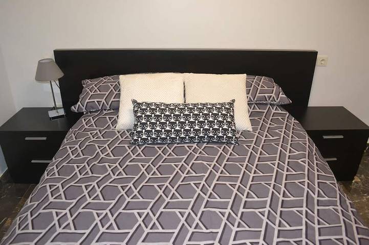 Gîte pour 4 personnes, avec balcon ainsi que jardin et piscine à Isla Plana - 2