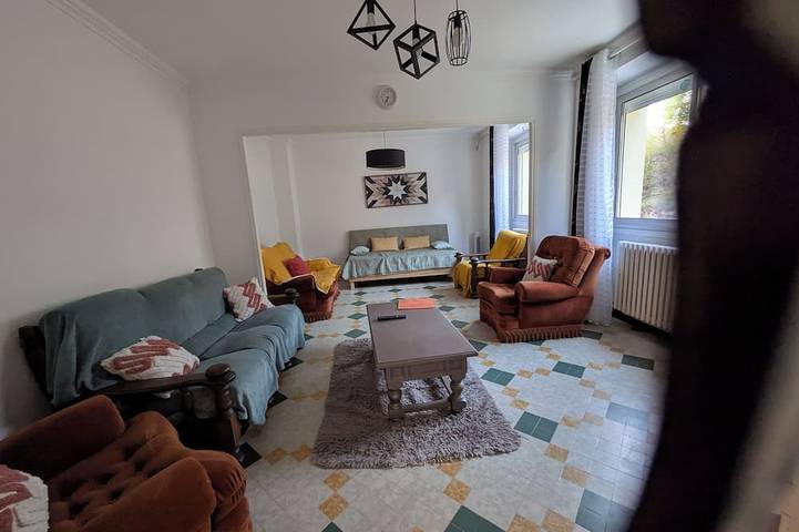 Entire apartment, New Listing in Saint-Affrique, Parc naturel régional des Grands Causses