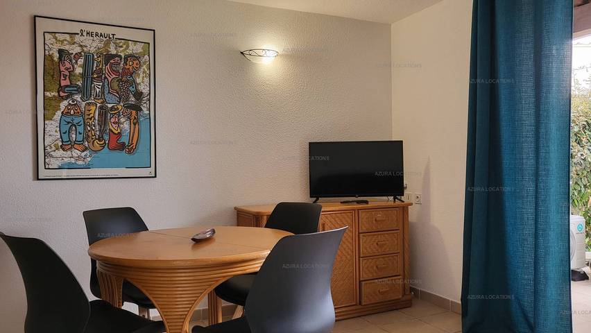 Gîte pour 6 personnes, avec jardin et piscine, animaux acceptés dans Plage Rochelongue - 2