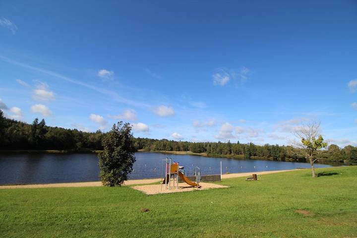 Gîte pour 12 personnes, avec terrasse, animaux acceptés dans Haute-Vienne - 4