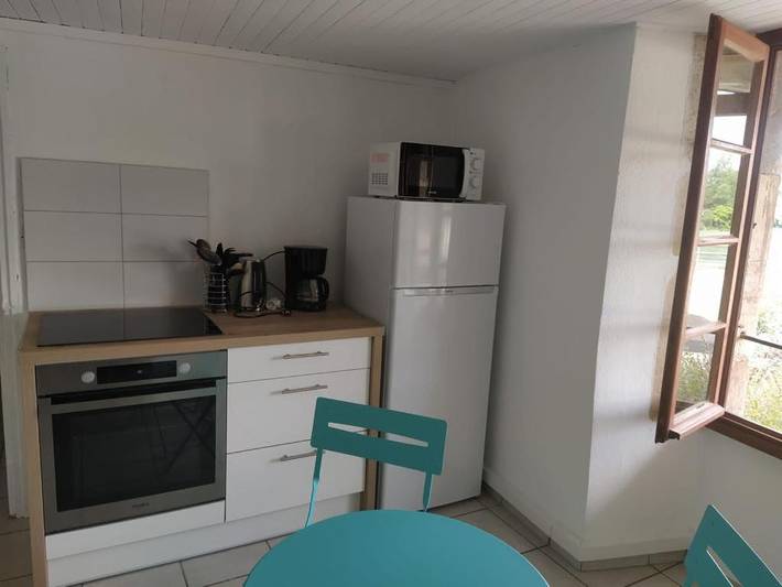 Gîte pour 6 personnes, avec vue et balcon à Baix - 2