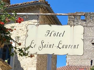 Hôtel pour 2 personnes, avec piscine et jardin à Saint-Laurent-des-Arbres