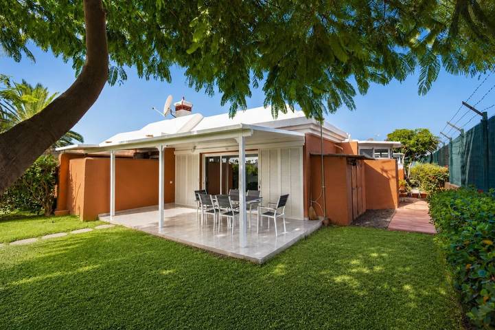 Holiday apartment for 4 people, with garden and pool as well as terrace - 1
