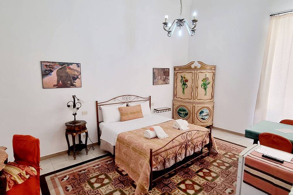 Lecce center - double room with en suite bathroom in Lecce, Lecce Province