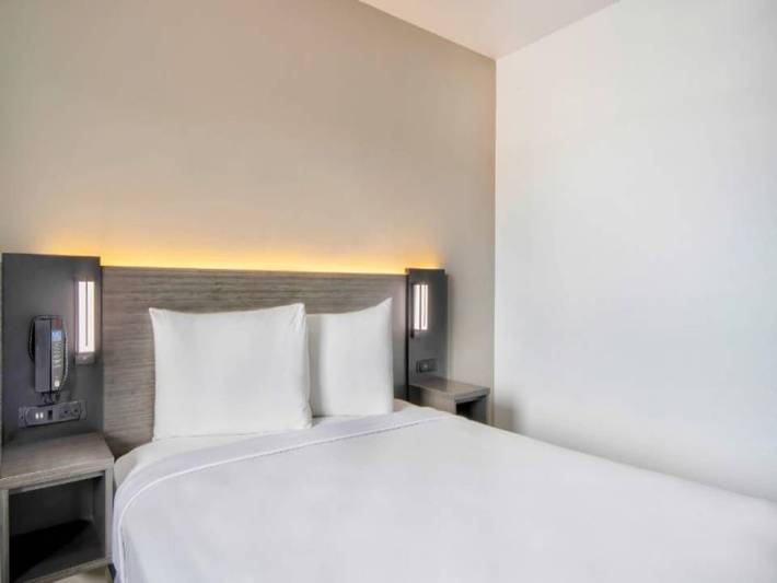 Apartamento entero, Habitación soleada con cama Queen | Nsmk in Austin, Condado de Travis