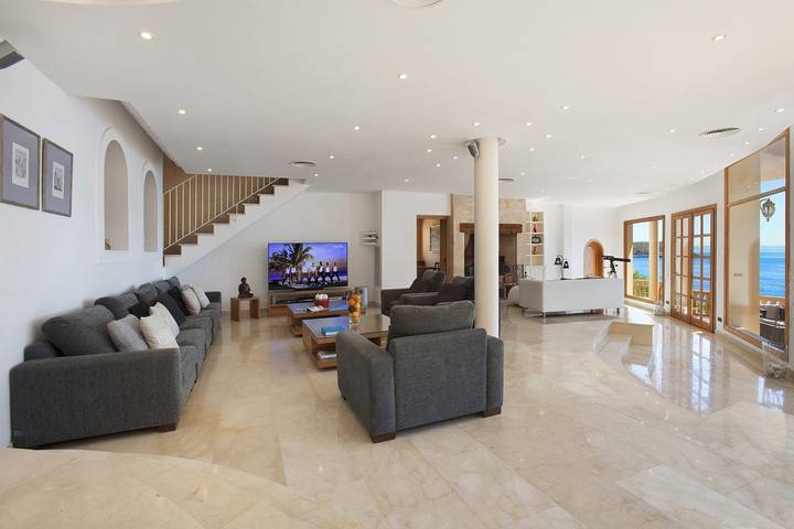 Villa pour 10 personnes, avec balcon ainsi que jardin et vue sur l’océan - 1
