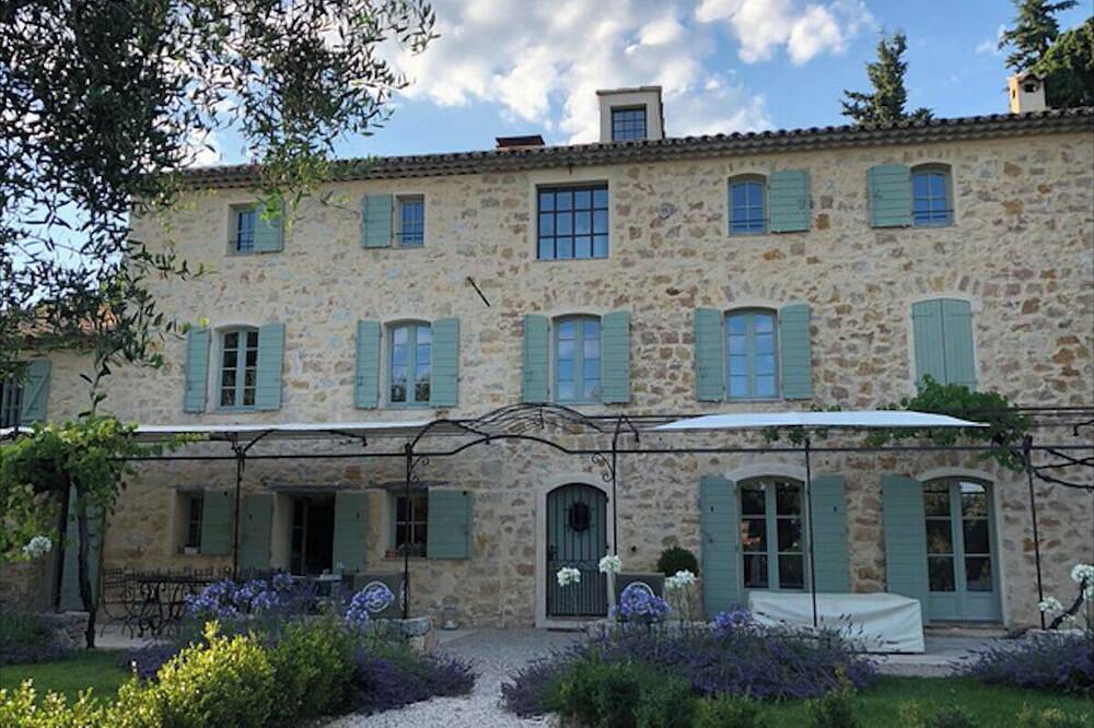 Casa vacanza a Costa Azzurra a partire da 825€ a notte