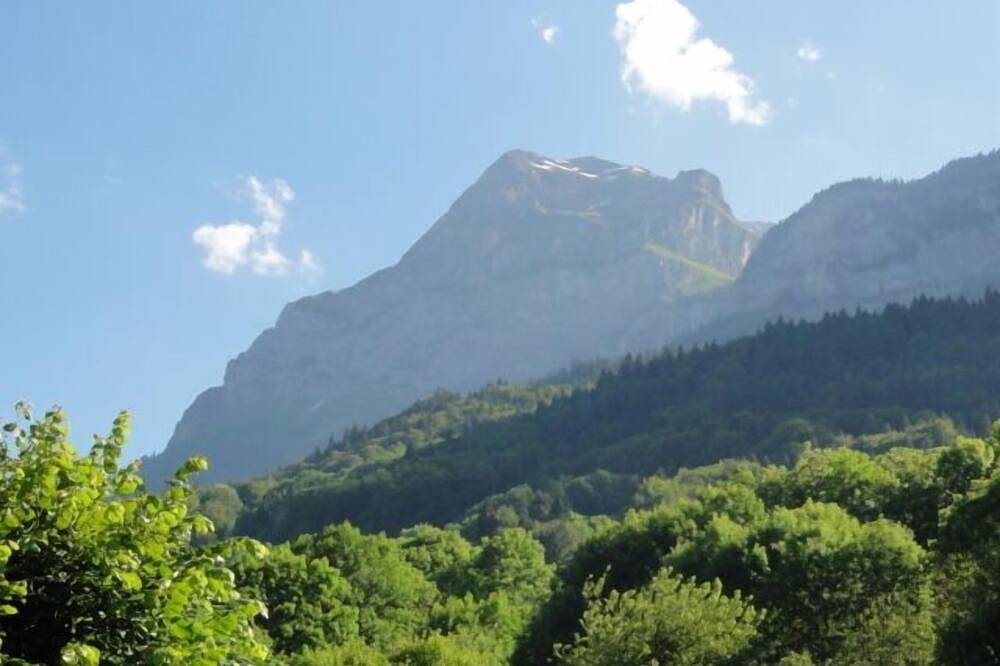 Farm Located In The Heart Of The High-Savoie Halfway Between Chamonix, Annecy, Geneva in Magland, Bonneville region
