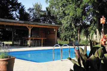 Gîte pour 4 personnes, avec jardin ainsi que terrasse et piscine à Razac-d'Eymet