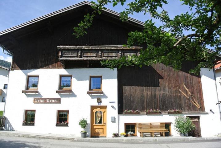 Ferienhaus für 9 Personen, mit Terrasse und Garten sowie Ausblick in Götzens