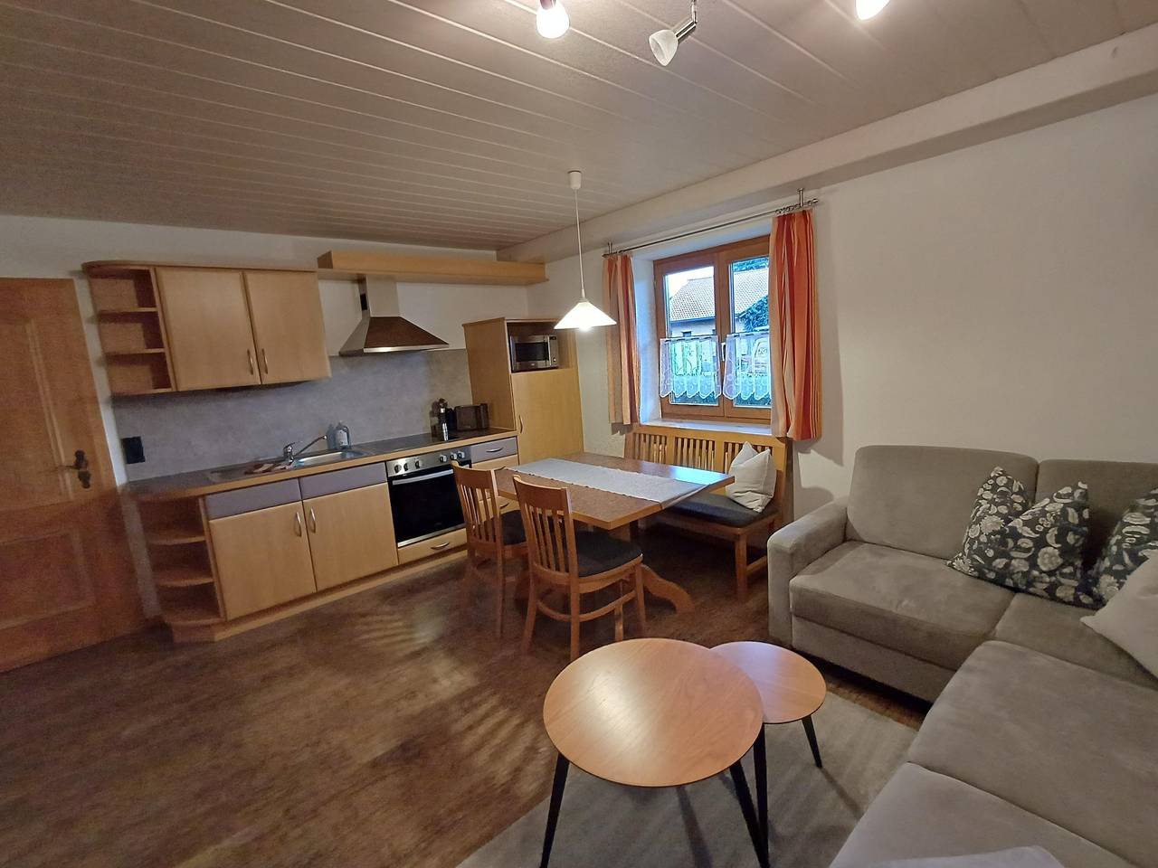 Ganze Ferienwohnung, Ferienwohnung Schwarz in Rettenberg, Bayerisch Schwaben