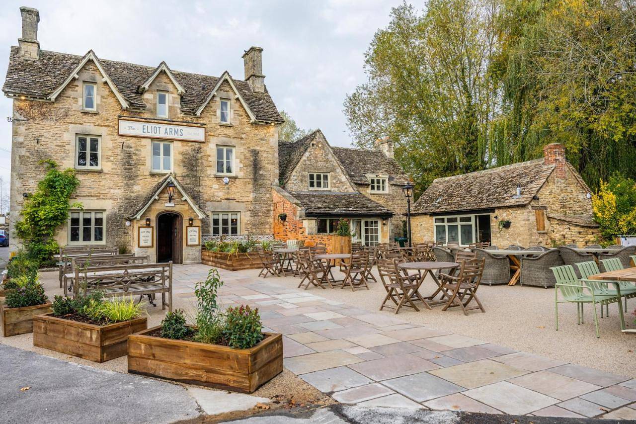 Eliot Arms in South Cerney, Gloucestershire