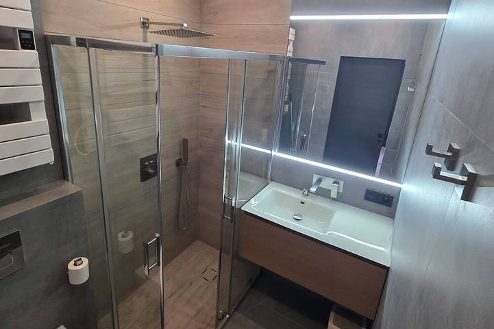 Modern and comfortable in Carnoux-en-Provence, Mittelmeerküste (Frankreich)