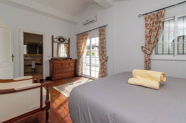 Villa für 17 Personen, mit Balkon und Whirlpool in Adeje - 3