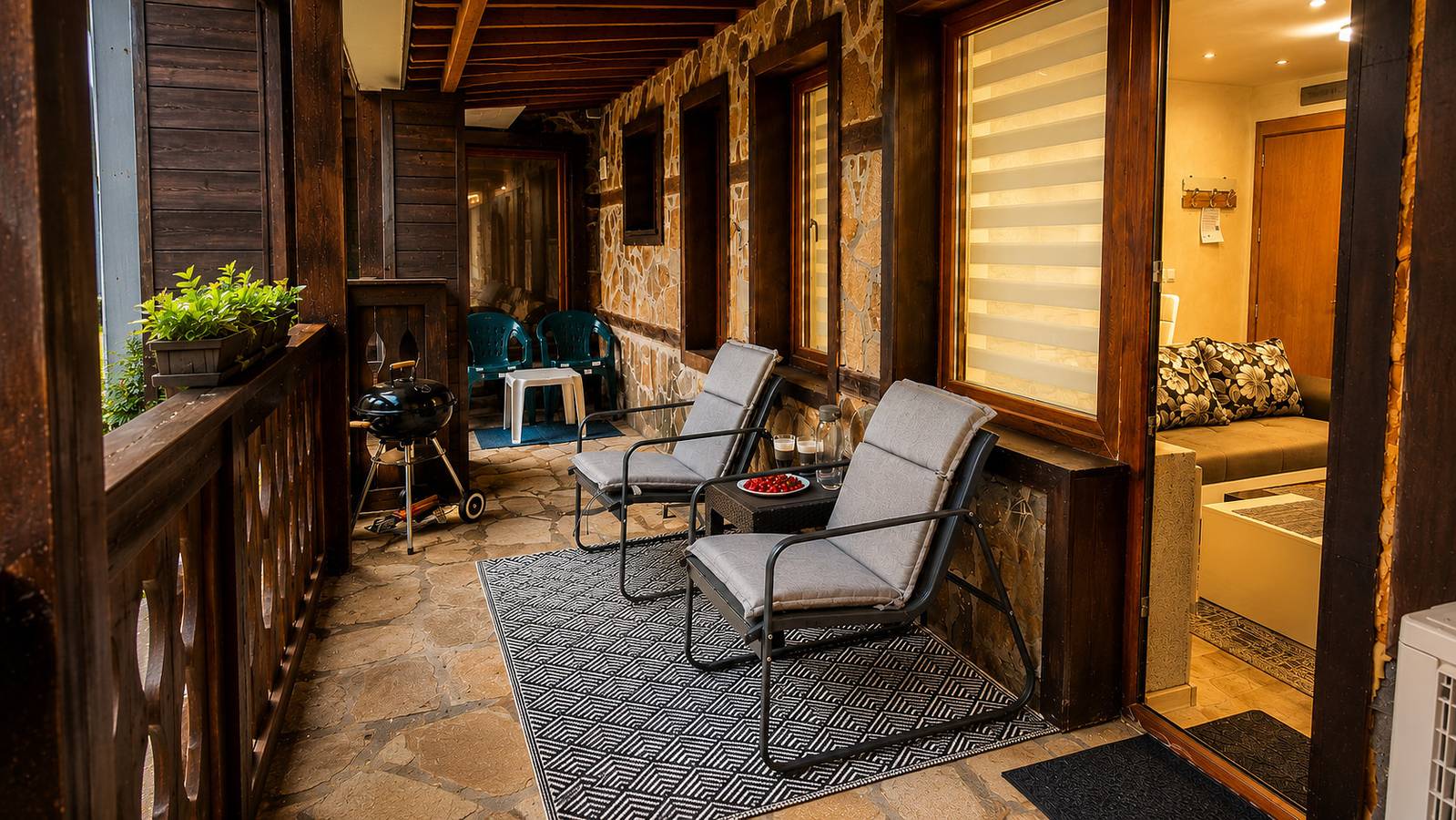 Appartement entier, Studio au rez-de-chaussée avec terrasse couverte et accès direct à la nature in Pamporovo, Smolyan (oblast)