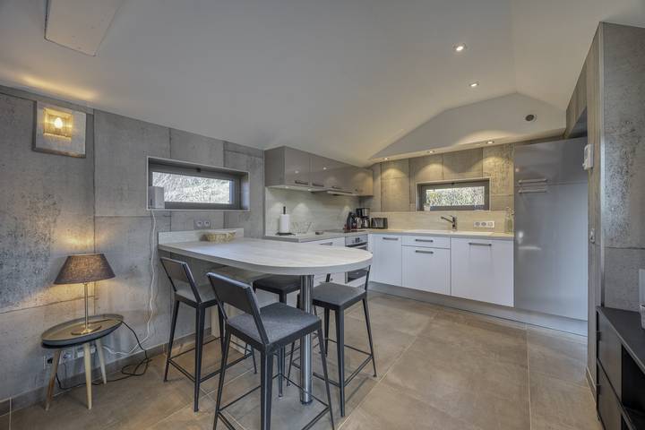 Gîte pour 2 personnes, avec terrasse et jardin à Menthon-Saint-Bernard - 3