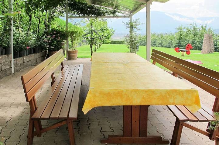 Ferienwohnung für 4 Personen, mit Garten und Pool - 1