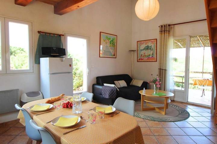 Location de vacances pour 5 personnes, avec vue ainsi que balcon et piscine à Bidon - 4