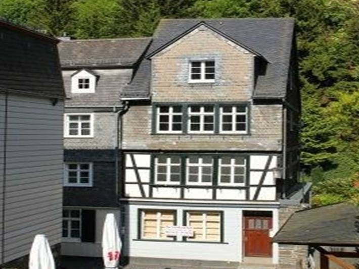 Ferienhaus für 11 Personen, mit Terrasse in Monschau