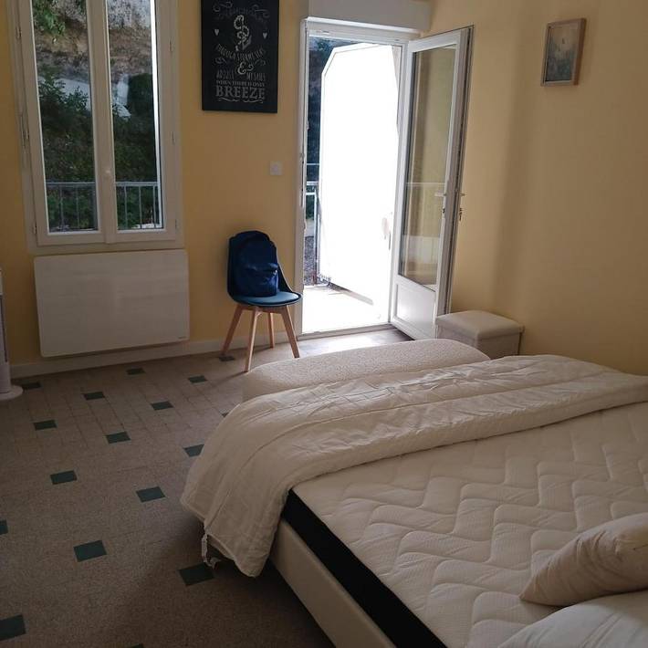 Gîte pour 7 personnes, avec terrasse dans Plage des Vergnes - 4