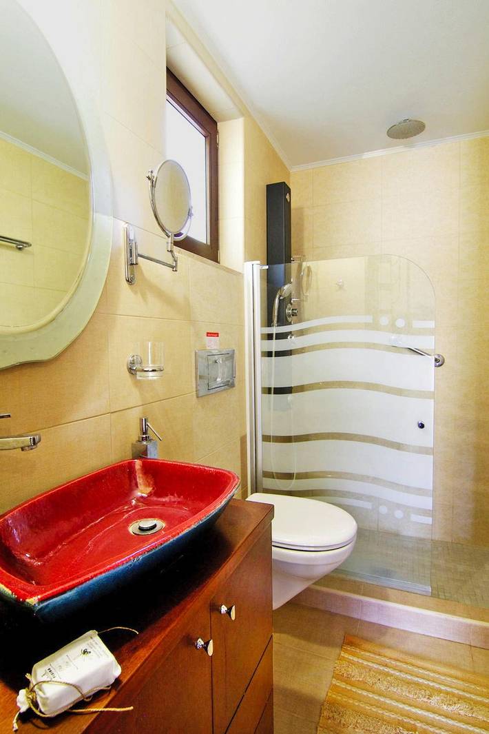 Ferienhaus für 6 Personen, mit Balkon/Terrasse und Pool sowie Terrasse in Chania und Umgebung