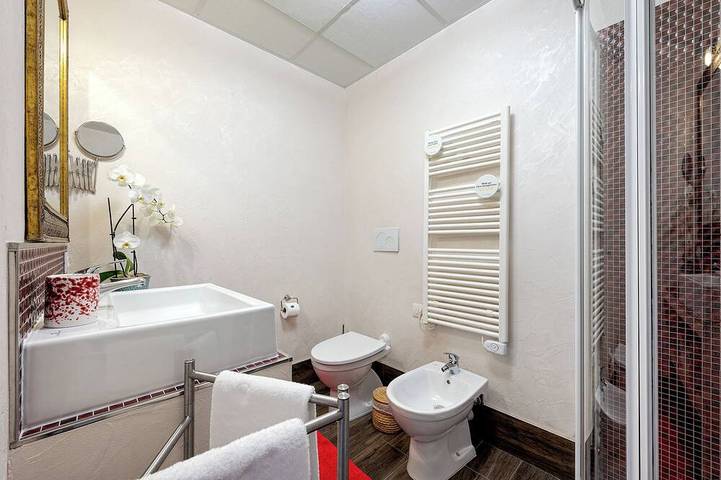 Hôtel pour 6 personnes, avec jardin à Barolo - 4