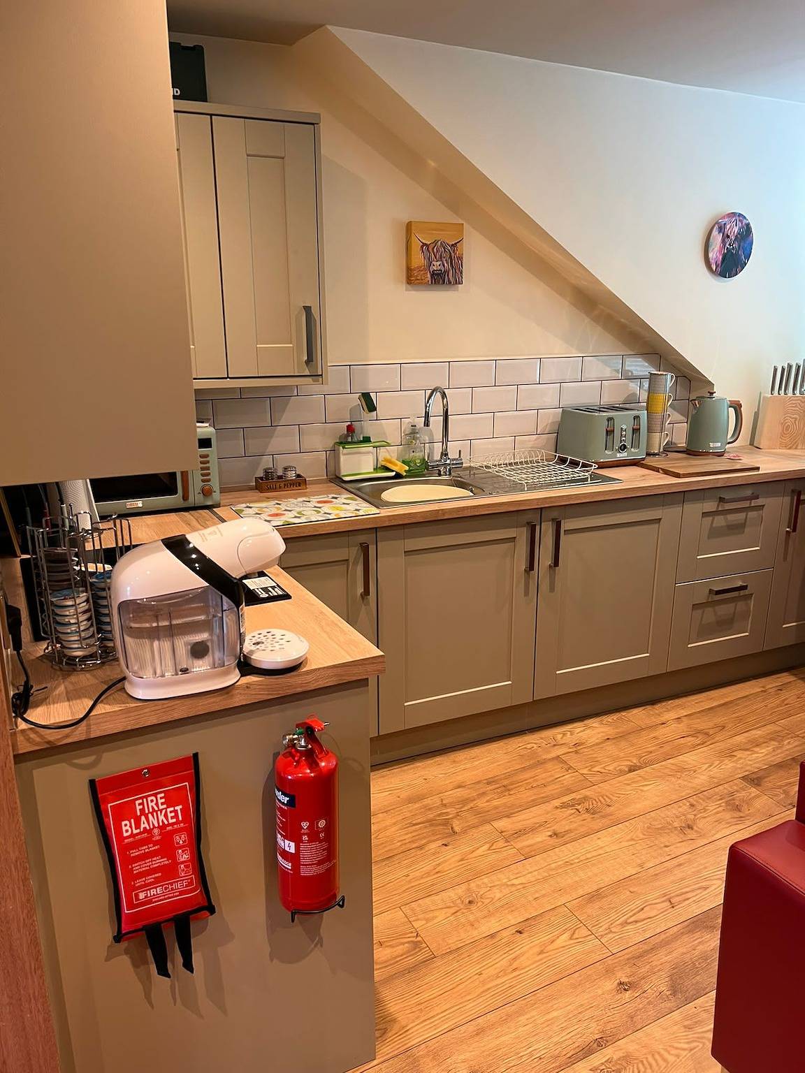 Ganzes Studio, 1 Bed Studio - Sleeps 2 - Wifi - Parking in Pitlochry, Perthshire