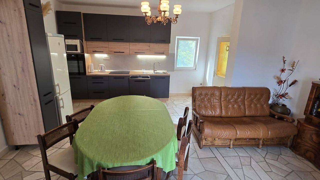 Ganze Ferienwohnung, Ferienwohnung für 6 Personen (76 m²) in Mirca in Mirca, Supetar