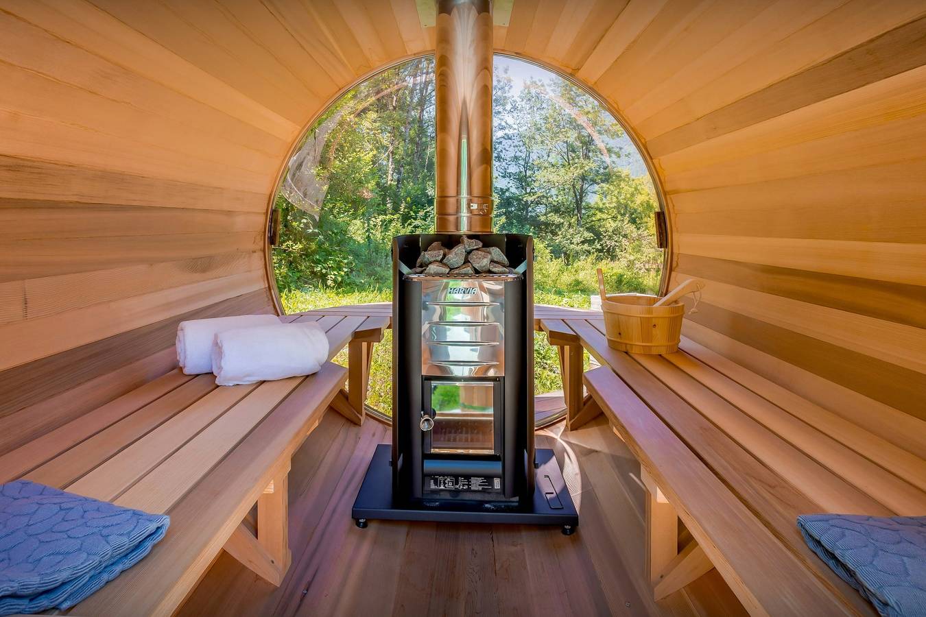 Sauna, bain nordique et salle de jeux - Ovo Network in La Rivière-Enverse, Région de Bonneville