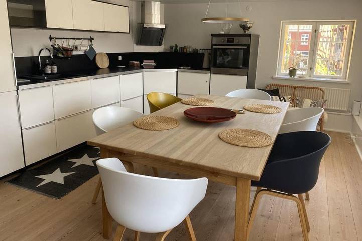 Charmantes Townhouse im Herzen von Kerteminde – in der Nähe von Strand, Hafen und Geschäften in Kerteminde, Kerteminde und Umgebung
