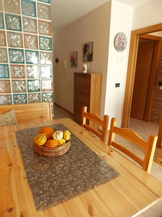 Ferienwohnung für 6 Personen, mit Ausblick und Garten - 1