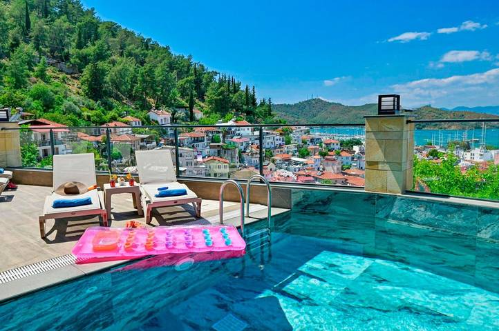 Chalet para 6 personas, con piscina además de sauna y jacuzzi - 1