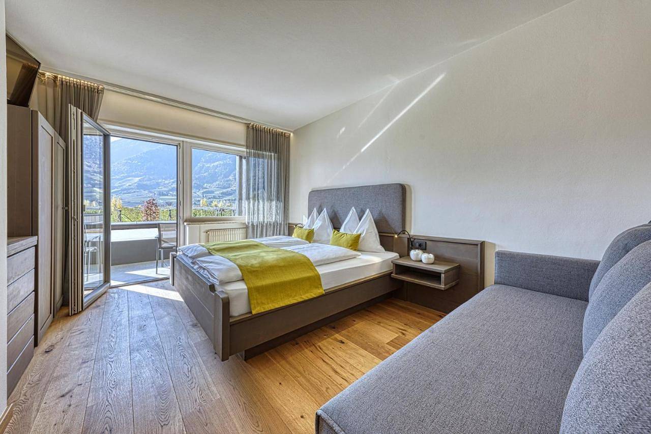 Auhof in Meran, Sarntaler Alpen
