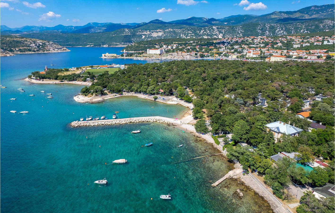 Apartment mit Meerblick, WLAN, Terrasse und guter Anbindung an Kraljevica in Kraljevica, Primorje-Gorski Kotar