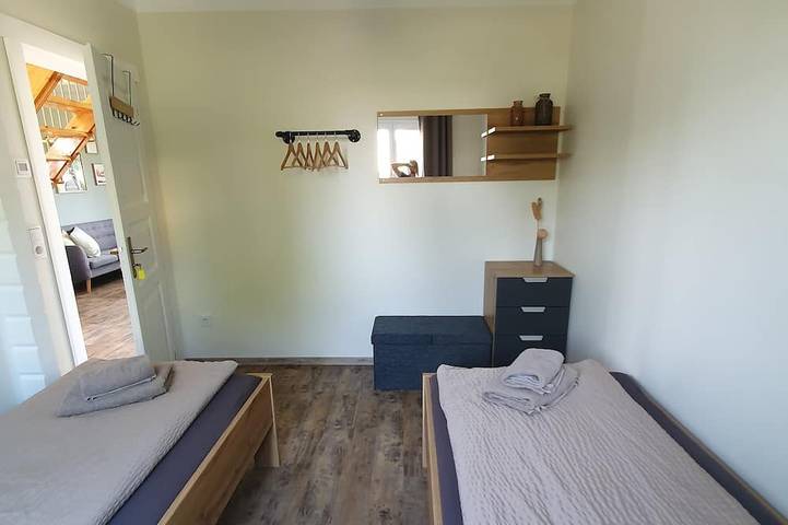 Ferienhaus für 8 Personen, mit Garten und Balkon, mit Haustier im Hainich - 2