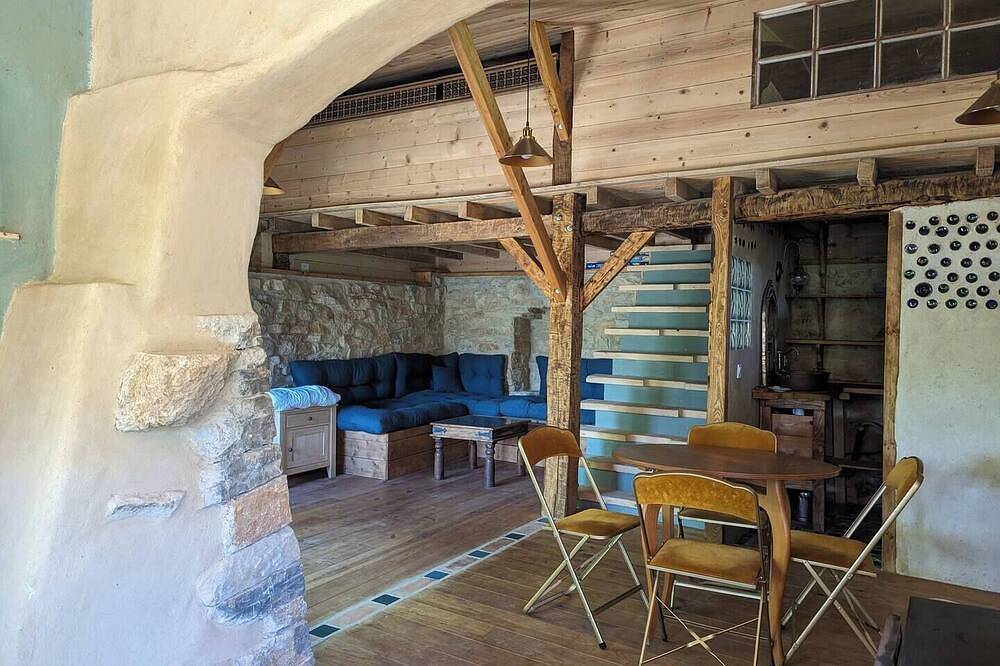 Organic 2-bedroom  farmhouse in Provence, la Mauvaise Herbe, Barjols in Barjols, Brignoles region