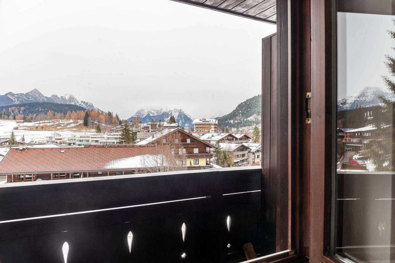 Appartement entier, Appartement de vacances "Haus Excelsior Top 21" avec vue sur les montagnes, balcon et Wi-Fi. in Seefeld in Tirol, District d'Innsbruck-Land